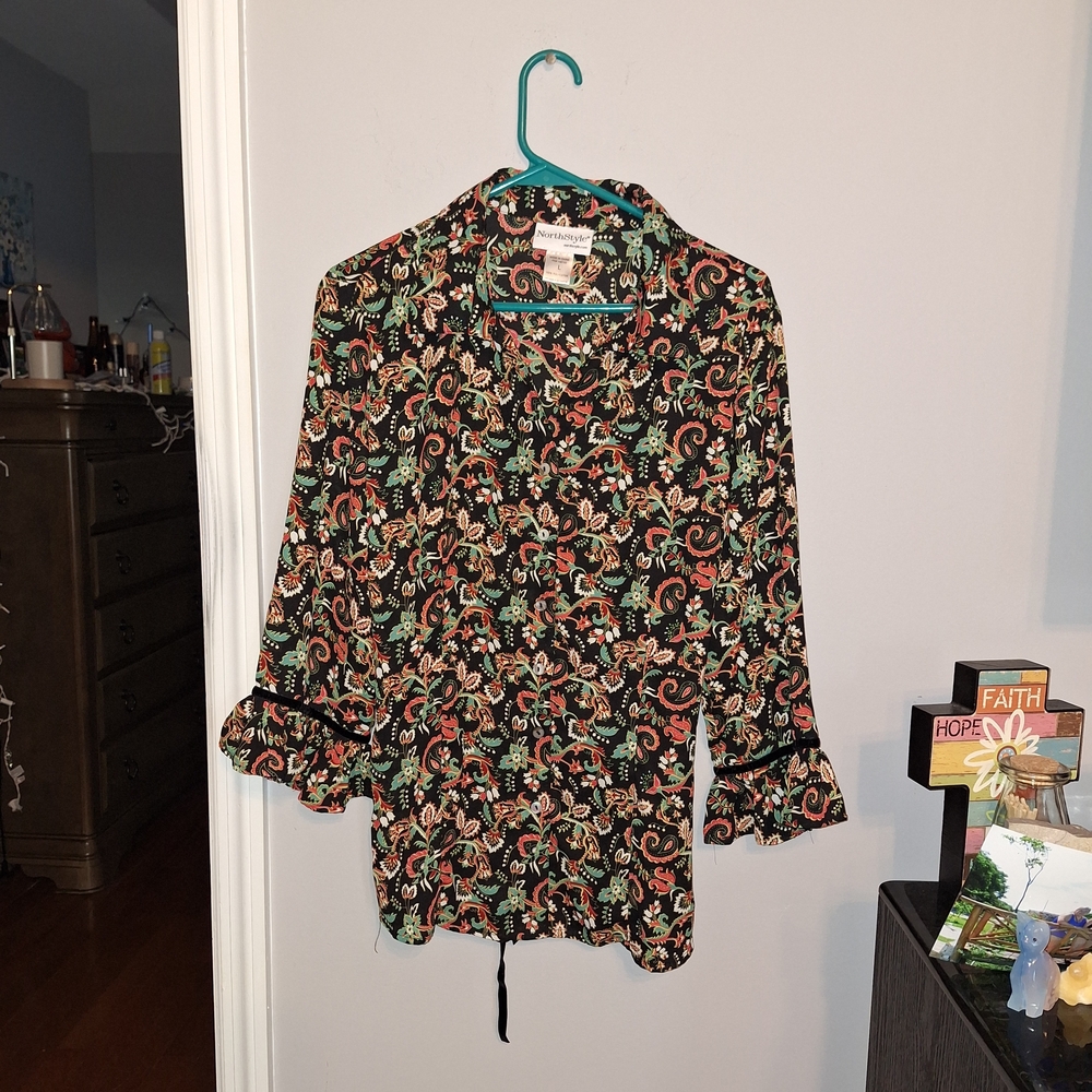 NorthStyle Colorful Floral Design Blouse With 3/4 Bell Sleeves